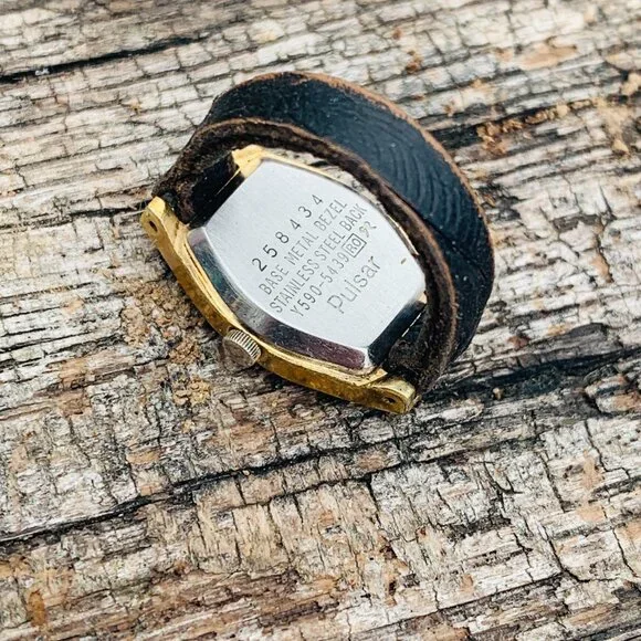 OOAK Pulsar Y590 Gold Tone/Custom Black Leather Band Sz 6.5 Working Watch Ring - Picture 6 of 9